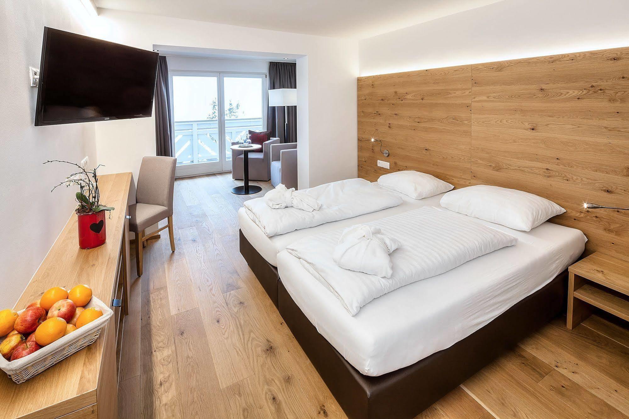 Wellness Aparthotel Panorama Alpin - Ferienwohnungen Jerzens Im Pitztal Экстерьер фото